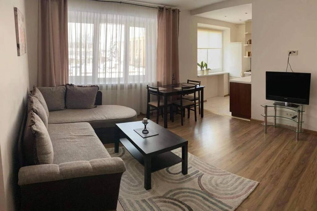 Apartamentai Draugystes Street Шяуляй Екстер'єр фото